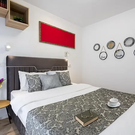 Breeze - Modern Escape In Pipera 布加勒斯特 Exterior photo