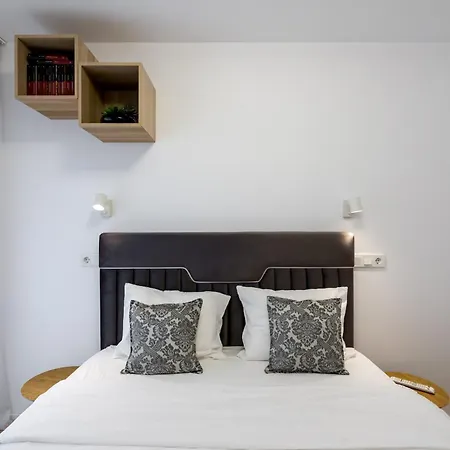 Breeze - Modern Escape In Pipera 布加勒斯特 Exterior photo